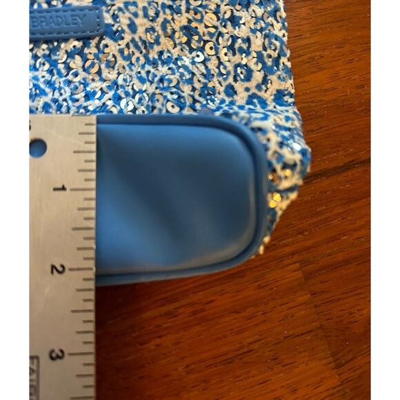 VERA BRADLEY Mesh Sequin Wristlet Purse Camocat Blue Sparkly Animal Print NEW - Picture 6 of 6